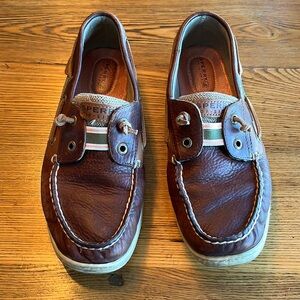 Sperry Brown and Tan Leather Loafers with Moccasin Stitching